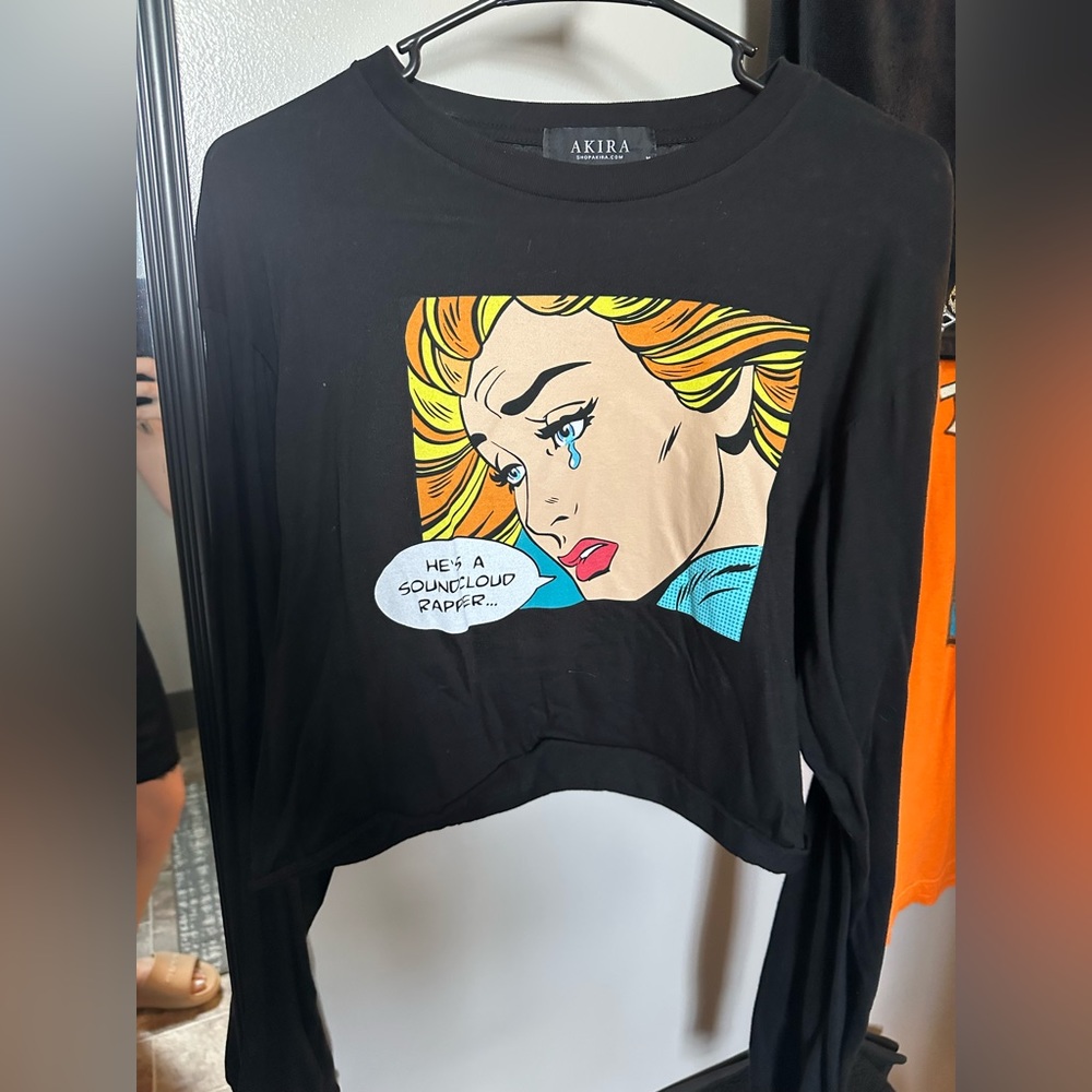 Women’s Crop Long Sleeve